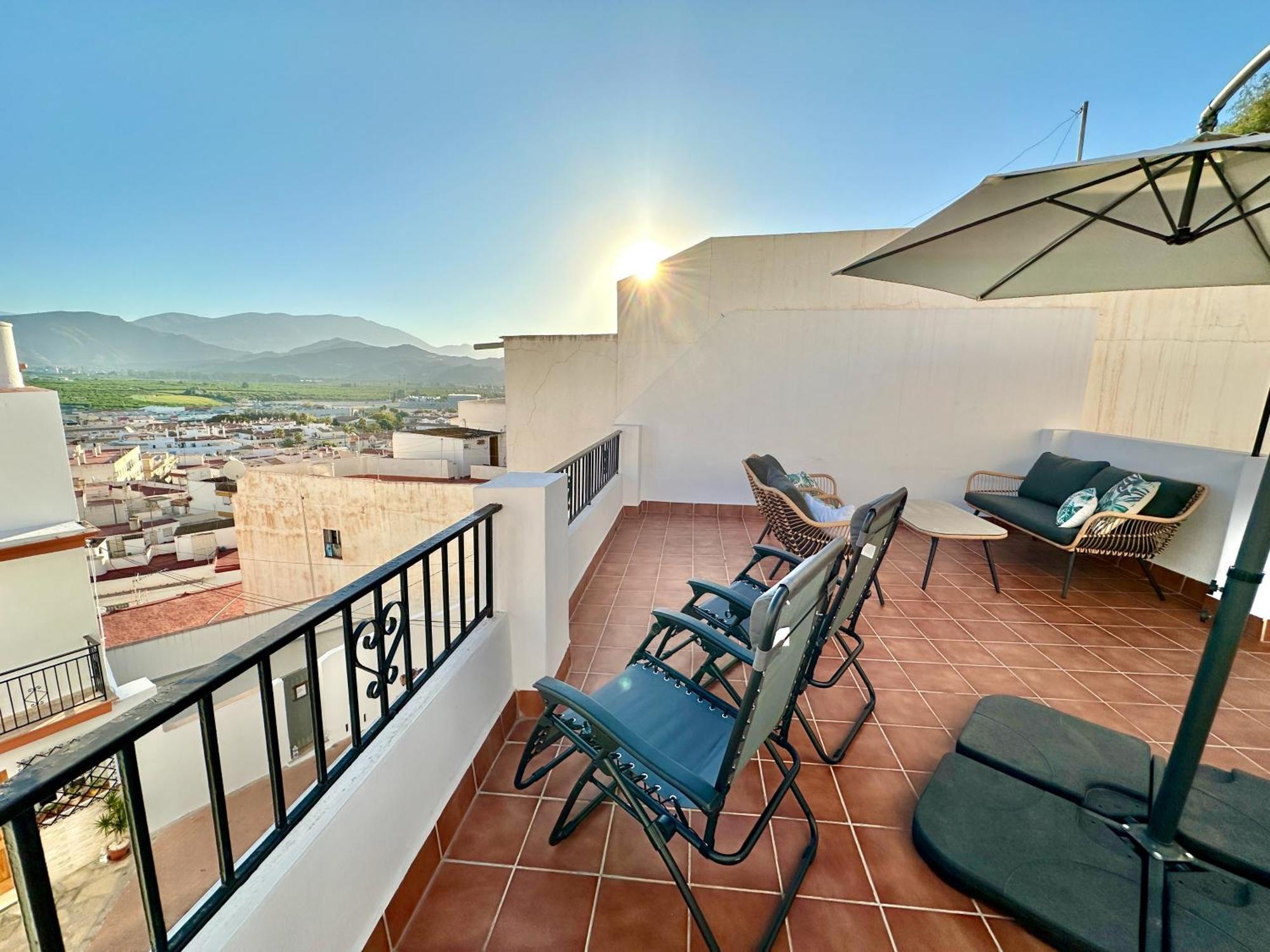 Вілла Casa Con Terraza Y Patio Privado En Салобренья Екстер'єр фото
